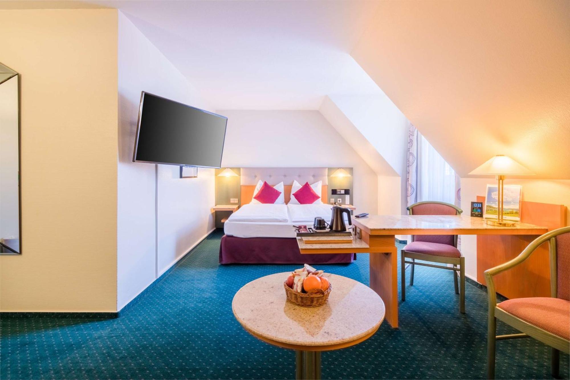 Plaza Inn Blankenburg Ditzingen, Sure Hotel Collection Zewnętrze zdjęcie